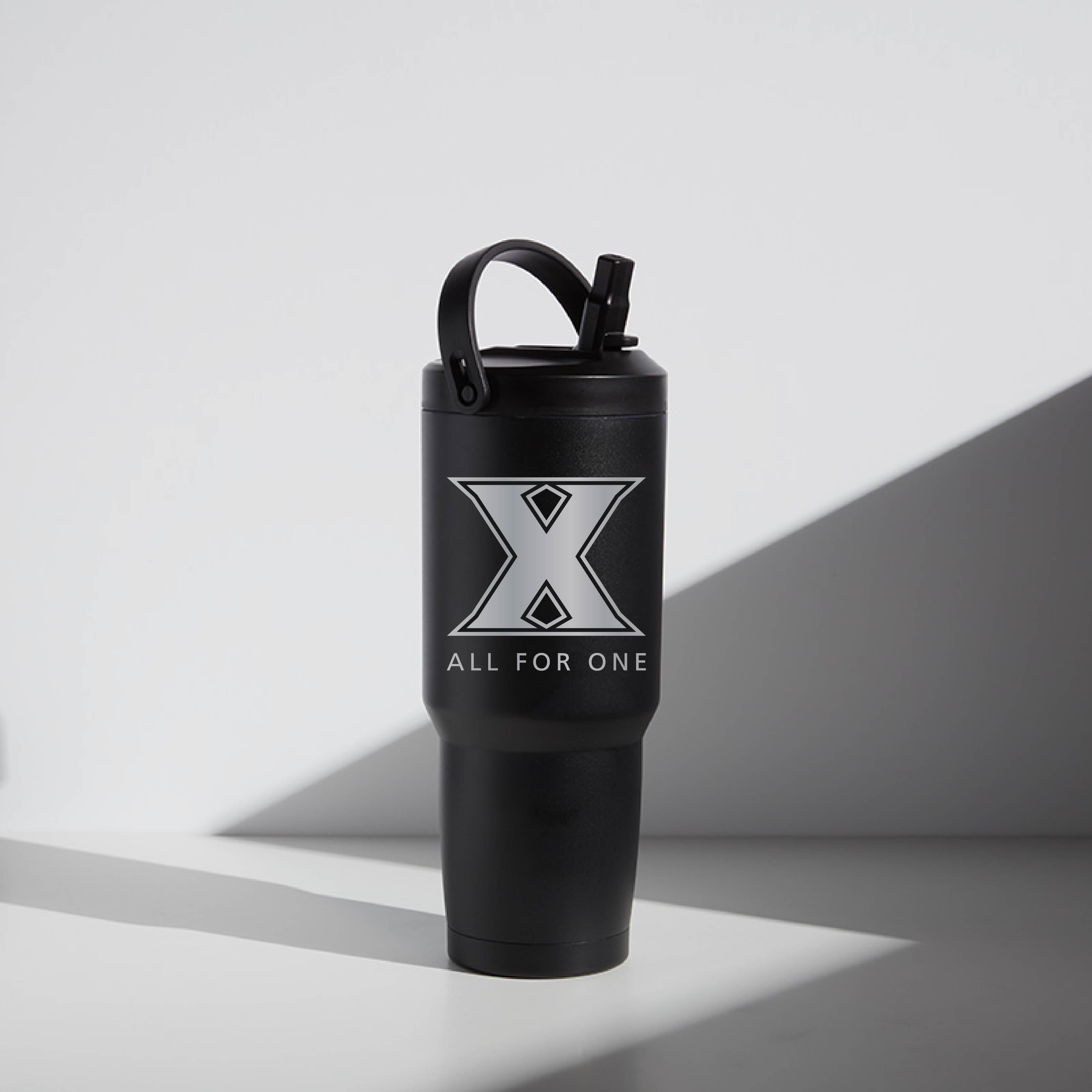 Personalized 32oz Xavier Musketeers Insulated Tumbler