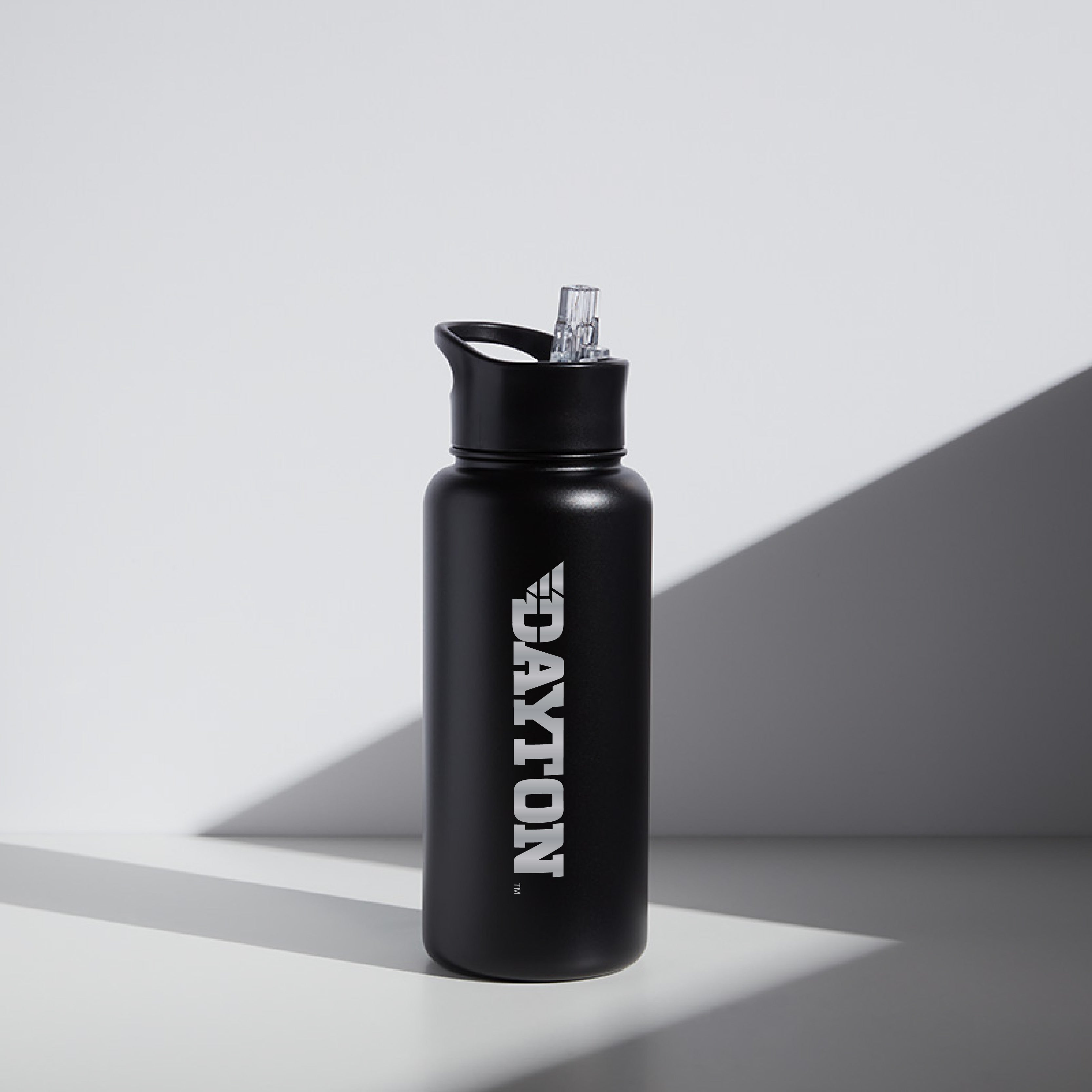 32 oz Dayton Vertical Outline Bottle
